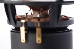 Mark audio Pluvia 7 HD gold side view