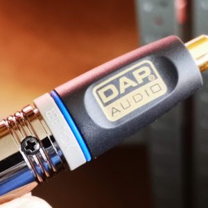 XGA34 XLR to phono detail 9