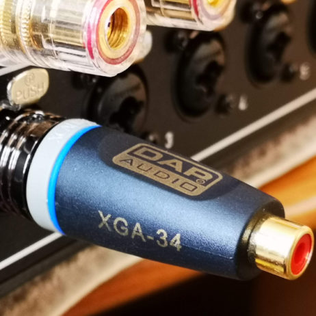 XGA34 XLR to phono detail 12